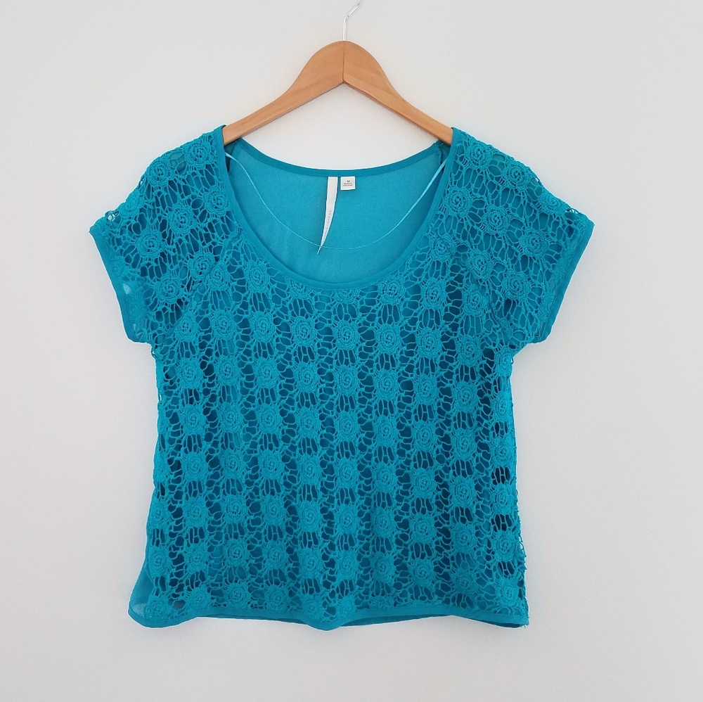 LC Lauren Conrad teal crochet overlay medium